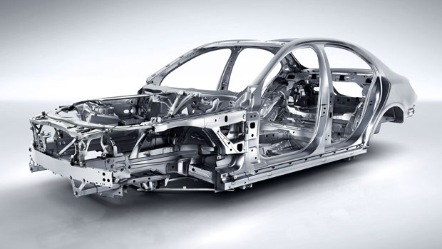 2016 Mercedes-Benz C450 Sedan Body Structure - Boron Extrication