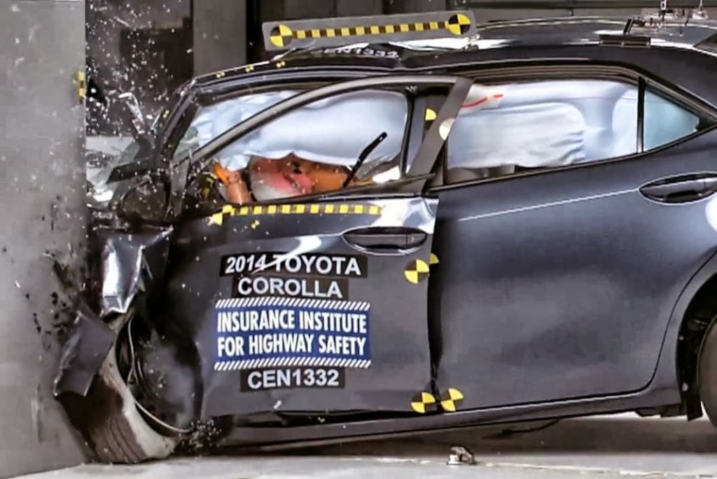 2014 Toyota Corolla IIHS Vehicle Extrication
