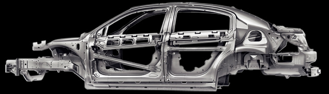 2013_Chrysler_200_Safety_Body_Structure_Extrication