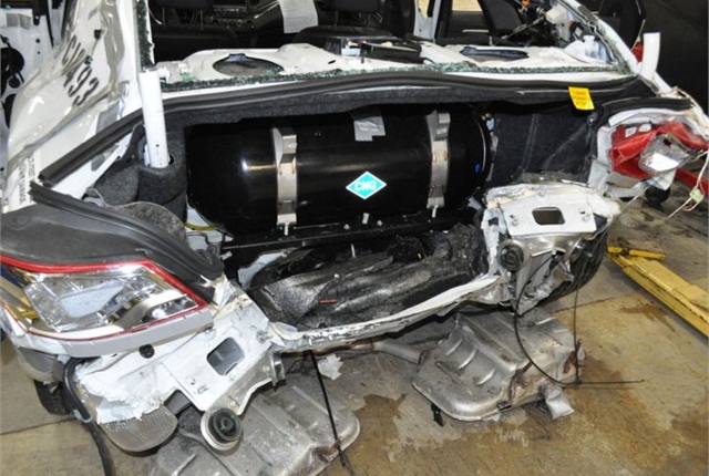 Bi-fuel-Chevrolet-Impala-LPG-CNG-Extrication-tank-location-crash